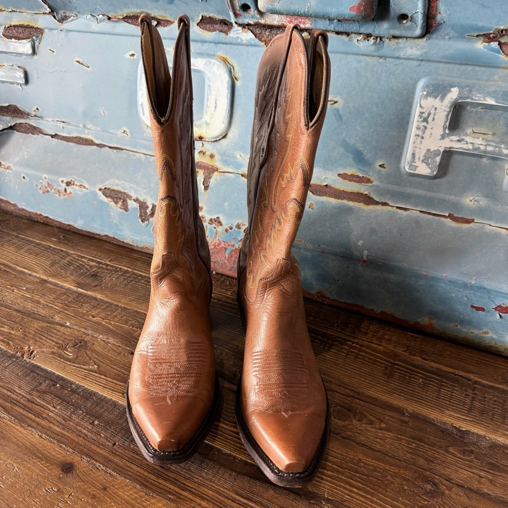 Old West Leather Western Boots | camel cognac brown | size 8.5 | snip toe - Picture 3 of 10